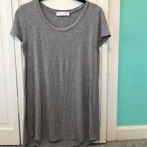 Grey short sleeve t-shirt